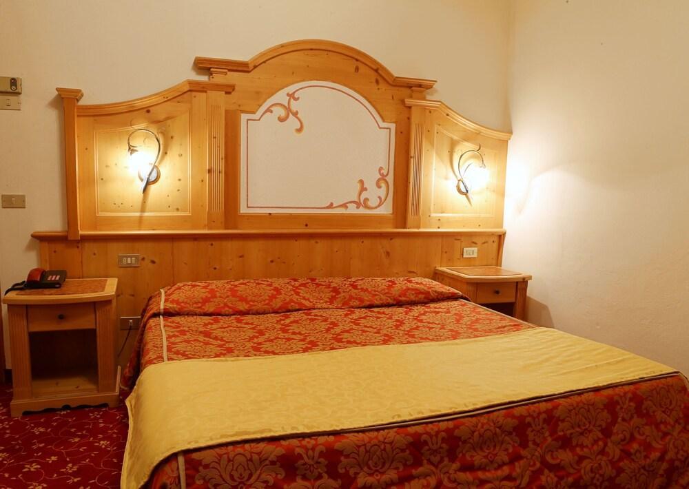 Hotel Belvedere Srl Fai della Paganella Kültér fotó