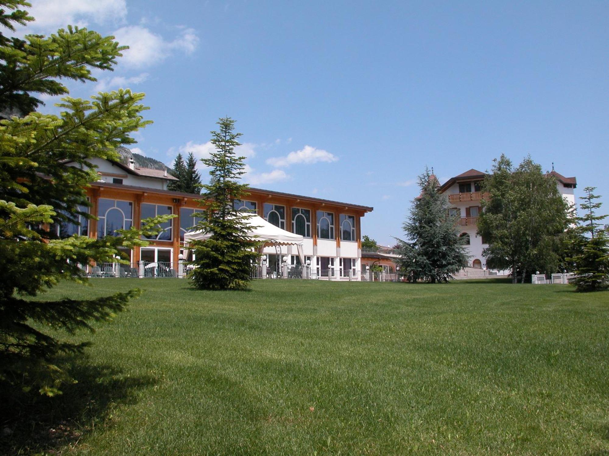 Hotel Belvedere Srl Fai della Paganella Kültér fotó