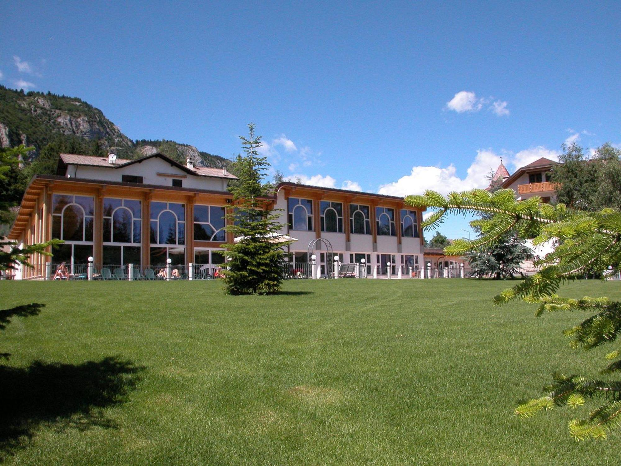 Hotel Belvedere Srl Fai della Paganella Kültér fotó